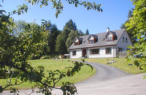4 Star Loch Ness Bed and Breakfast Accommodation Guest House in Fort Augustus near Inverness and Fort William